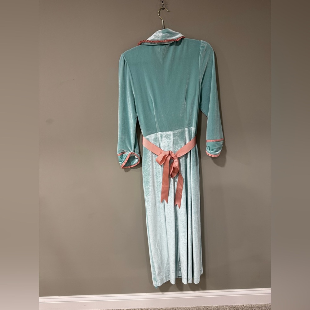 Emmy Design European Boudoir Dressing Robe Teal and Pink Vintage Inspired Sz 2/4 - Picture 5 of 5